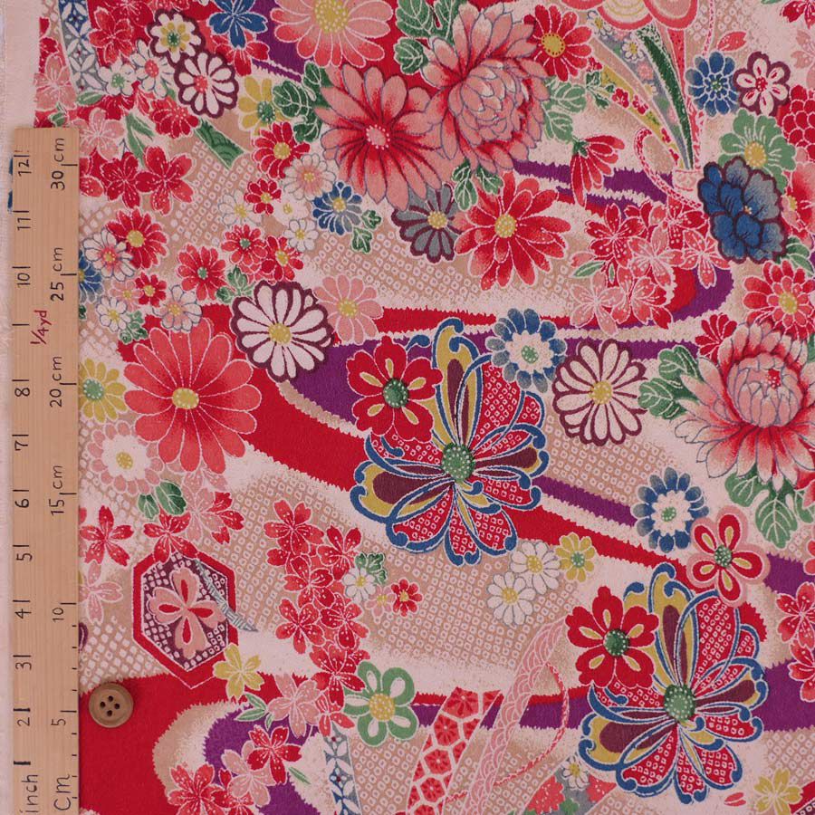 一越ちりめん・しぼりに花のし小槌文様（赤）