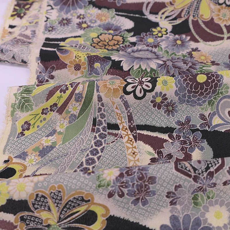 一越ちりめん・しぼりに花のし小槌文様（黒）