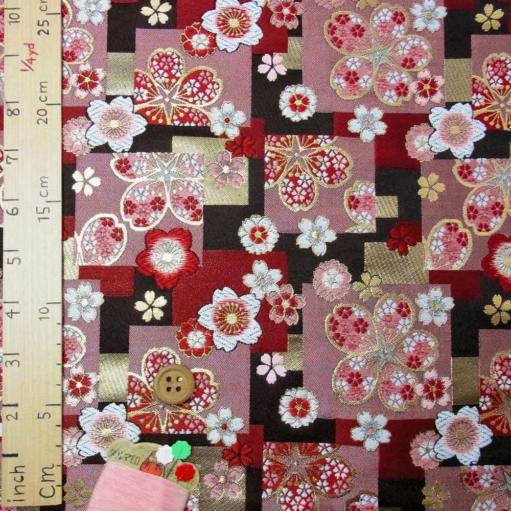 金襴生地(金らん)色紙文にモダン桜(黒/赤) 10cm単位 切り売り |生地 和