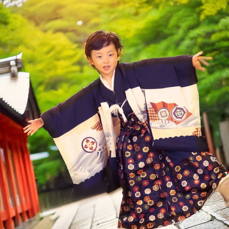 金らん・花菱地に子持亀甲（紺）