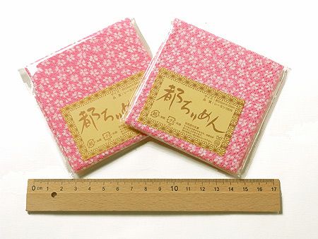 ちりめんカットクロス・小桜（ピンク）23×33cm
