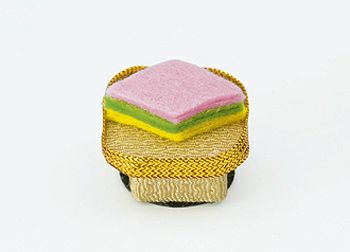 ちりめんつるし飾りパーツ（完成品）・菱餅