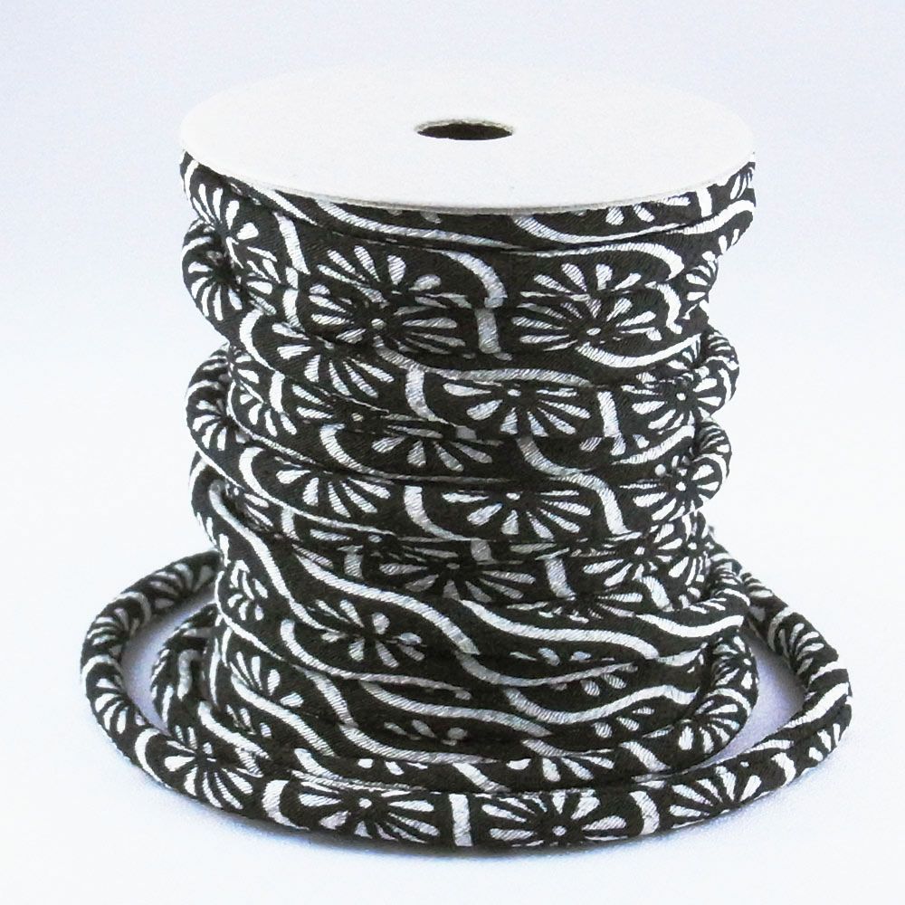 ちりめん丸ひも・小紋調柄・４ミリ（実寸約5-6ミリ）　菊たてわく