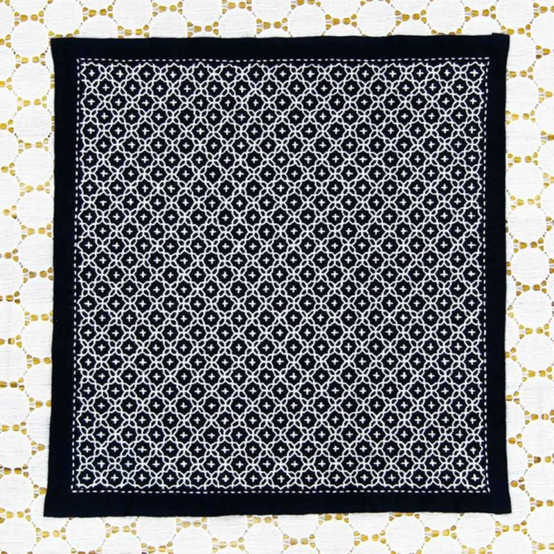 刺し子キット・一目刺しの花ふきん 十字花刺し（藍）