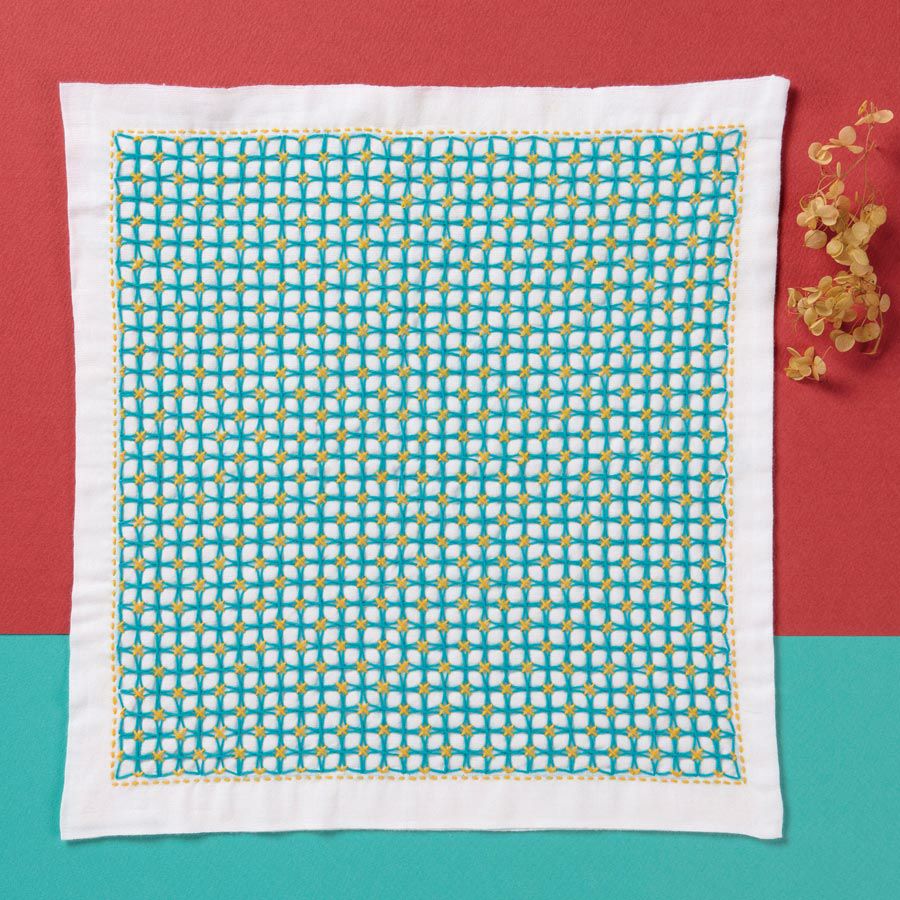 刺し子キット・くぐり刺しの花ふきん 朝顔