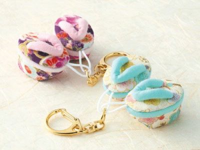キット・和のミニぽっくりキーホルダー(紫/きなり)