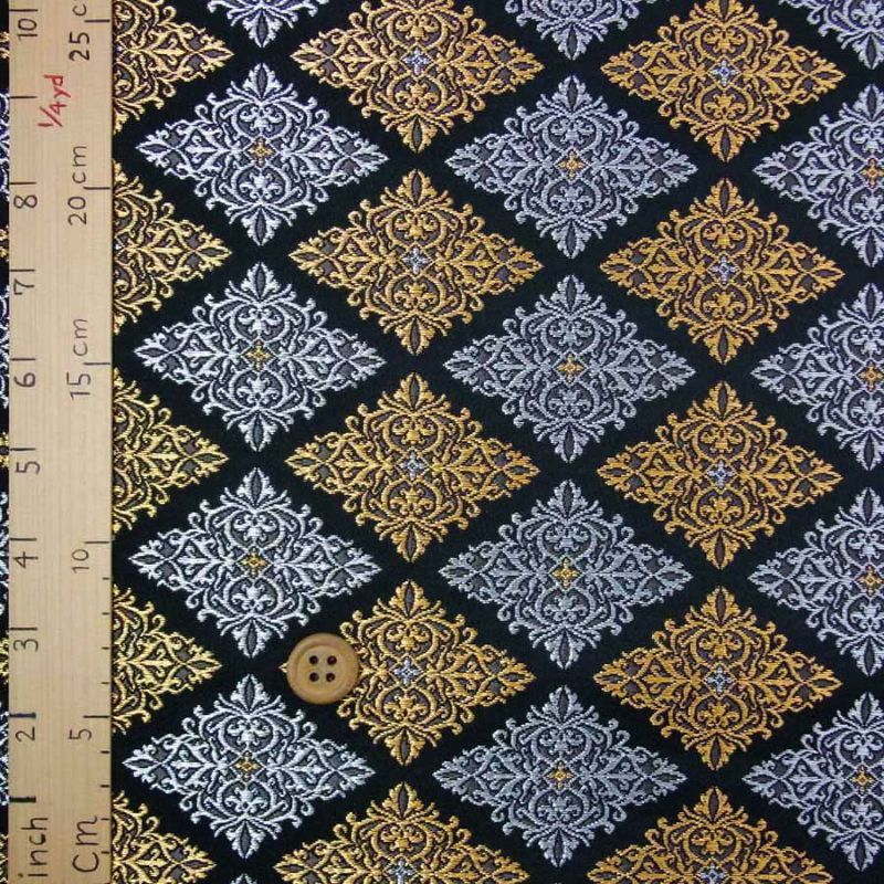 金襴生地(金らん)金銀菱紋様(黒)