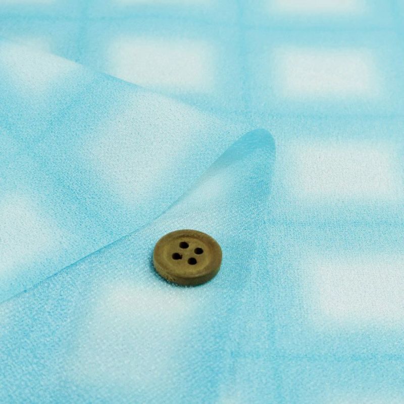 一越ちりめん生地 格子ぼかし(水色)