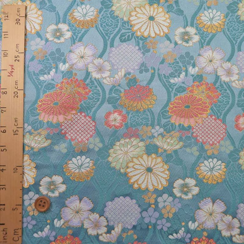 金襴生地(金らん) 雲立涌に菊花(水色) 