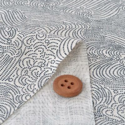 和柄コットン生地 点描の波文様(きなり) 10cm単位 切り売り