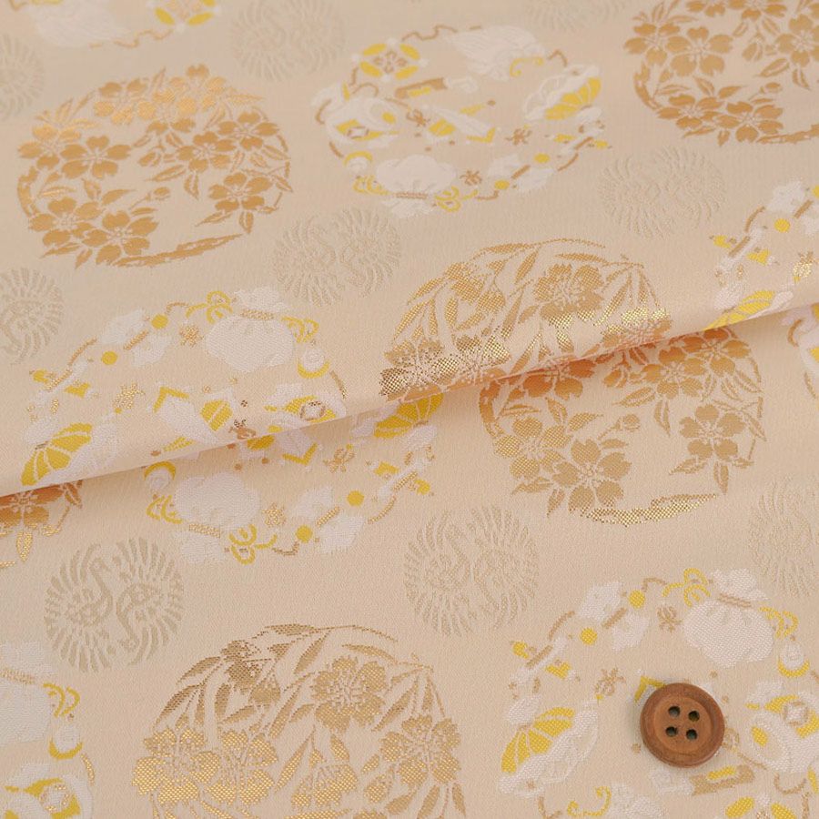 金襴生地(金らん) 花丸と宝尽くし(クリームベージュ)