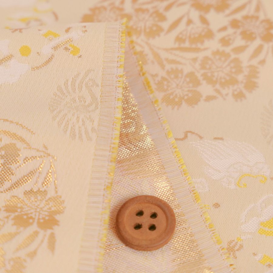 金襴生地(金らん) 花丸と宝尽くし(クリームベージュ)
