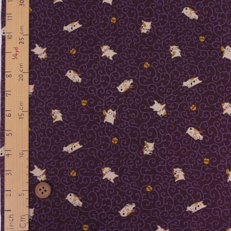 和柄コットン生地 唐草にのんびり猫(紫) 10cm単位 切り売り |生地 和柄