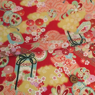 一越ちりめん生地 貝桶と花鼓(赤)【布がたりオリジナル】10cm単位 切り売り