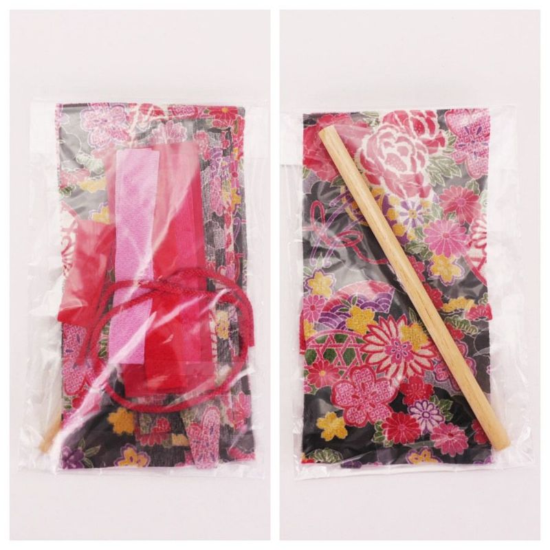ちりめん手芸キット・花の小袖(黒色地柄) |生地 和柄/和布
