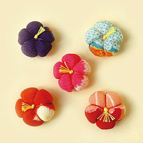 ちりめんパーツ 梅(柄) 中・5個入 |生地 和柄/和布/ちりめん手芸通販布 