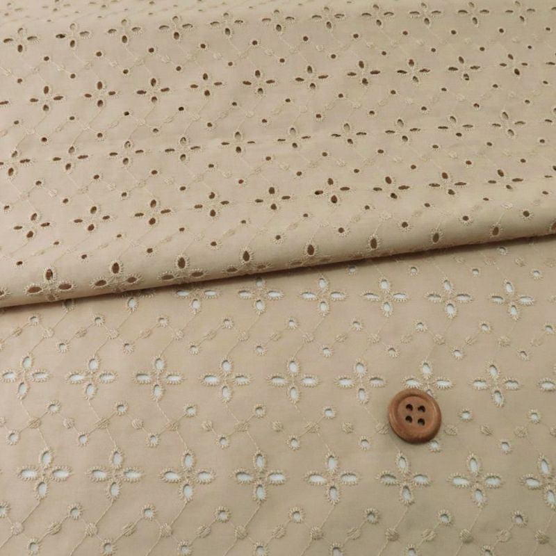 綿レース生地 国産60ローン カントリー風アイレット・ベージュ 10cm単位 切り売り