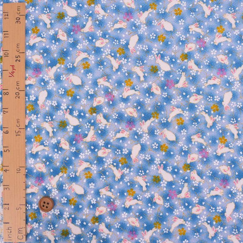 ちりめん生地・うさぎと桜(水色) 10cm単位 切り売り レーヨンちりめん生地 ウサギ柄縮緬 兎兔さくら 可愛いチリメン
