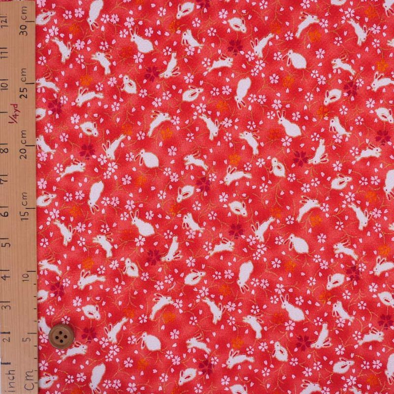 ちりめん生地・うさぎと桜(赤) 10cm単位 切り売り レーヨンちりめん生地 ウサギ柄縮緬 兎兔さくら 可愛いチリメン