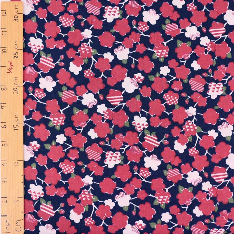 和柄コットン生地 模様の枝梅(紺色) 10cm単位 切り売り 和風柄シーチング 和調木綿甚平生地 和モダン コッカ梅柄布地