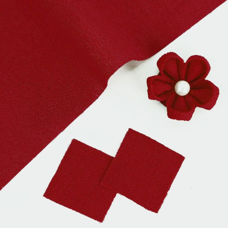 つまみ細工用カット済み生地・一越ちりめん(深紅) 3cm角 裁断済みひとこしちりめん カット済縮緬布地 30ミリ角 真紅 赤色