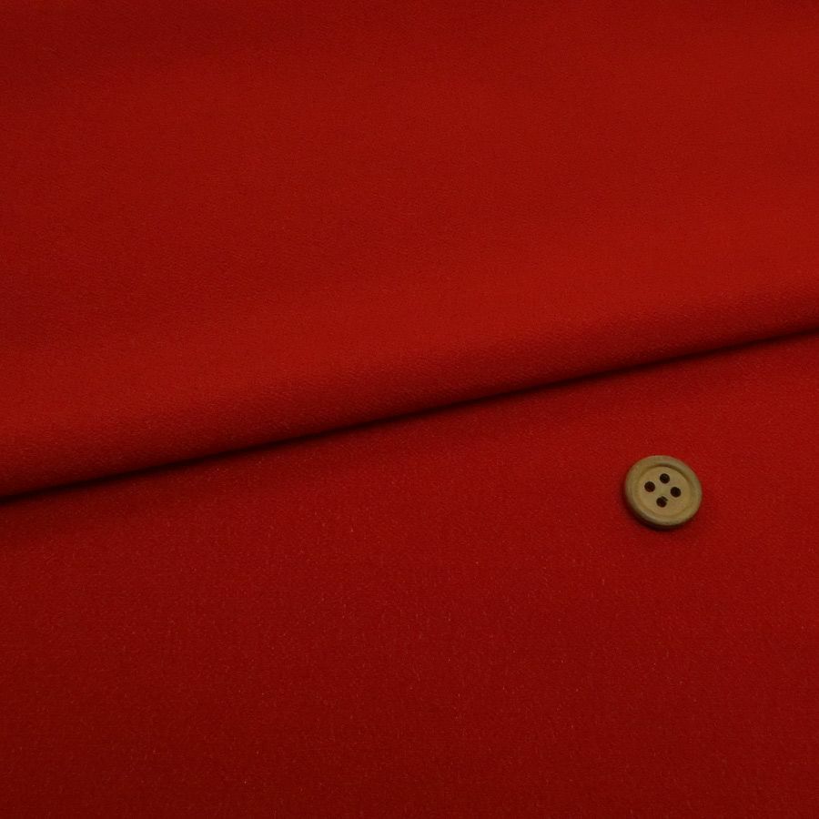 つまみ細工用カット済み生地・一越ちりめん(深紅) 3cm角 裁断済みひとこしちりめん カット済縮緬布地 30ミリ角 真紅 赤色