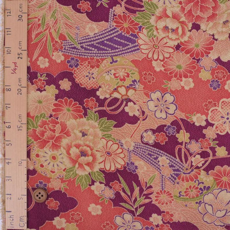 古布調ちりめん生地 雲取り地に花と橋(渋あずき色) 10cm単位 切り売り アンティーク調縮緬布地 古典柄 和風花柄 伝統柄 小豆色 赤紫色