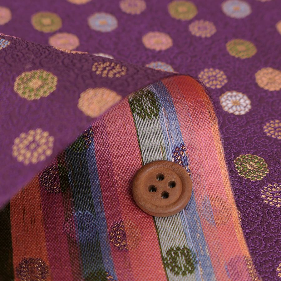 金襴生地(金らん) 丸い小菊の花(深紫) 10cm単位 切り売り 京都西陣織物 きんらん 古代紫 パープル 小紋柄 木目込み人形布