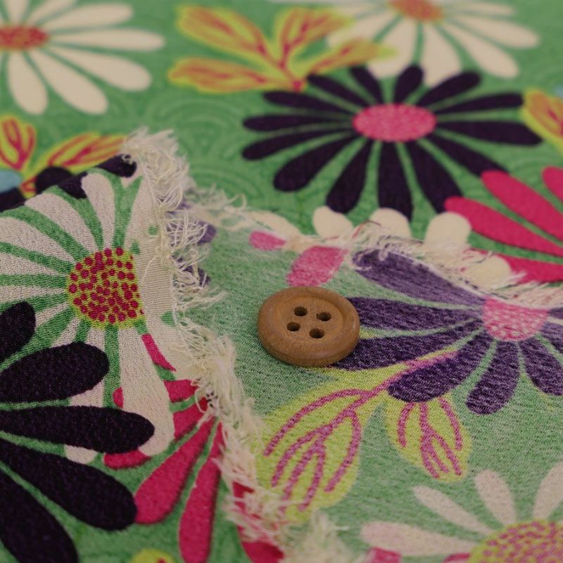 一越ちりめん生地 青海波に菊(緑) 10cm単位 切り売り ひとこしちりめん布地 縮緬チリメン 和モダン菊柄 おしゃれ花柄