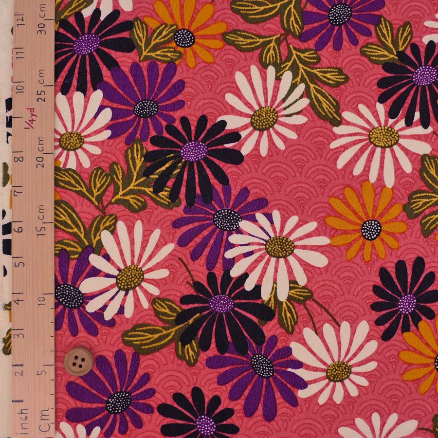 一越ちりめん生地 青海波に菊(ピンク) 10cm単位 切り売り ひとこしちりめん布地 縮緬チリメンモダン花柄 おしゃれ和風