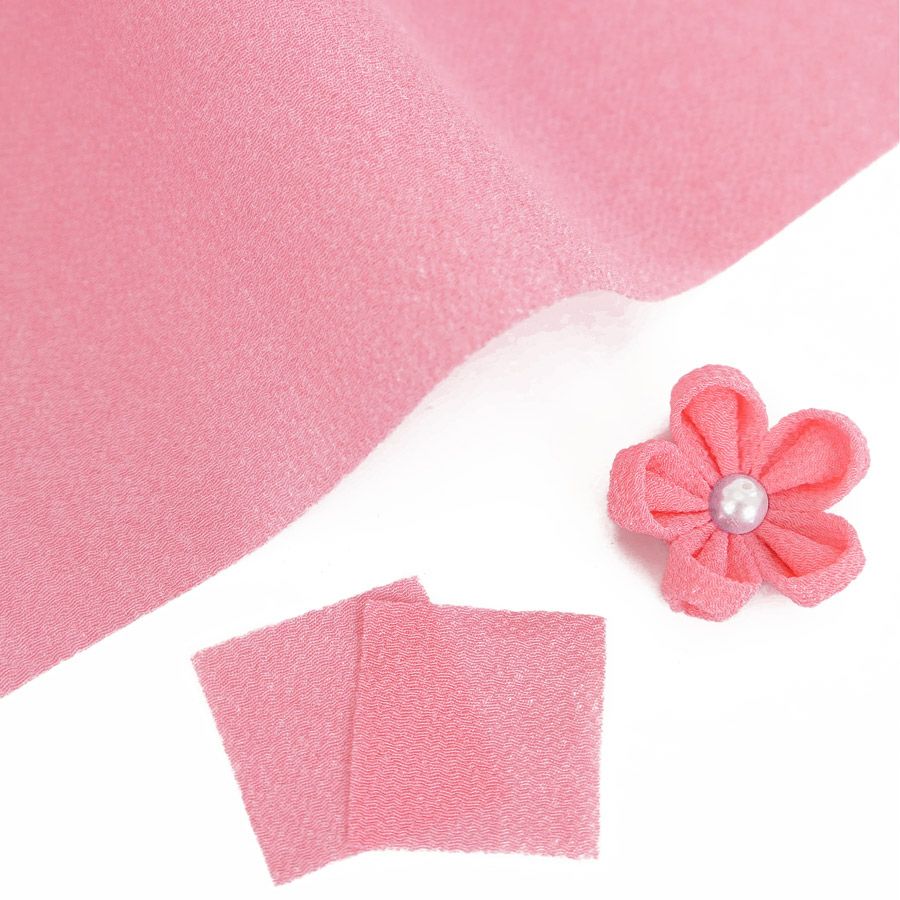 つまみ細工用カット済み生地・一越ちりめん(桃錦) 3cm角 裁断済みひとこしちりめん カット済縮緬 3センチ角 ピンク桃色