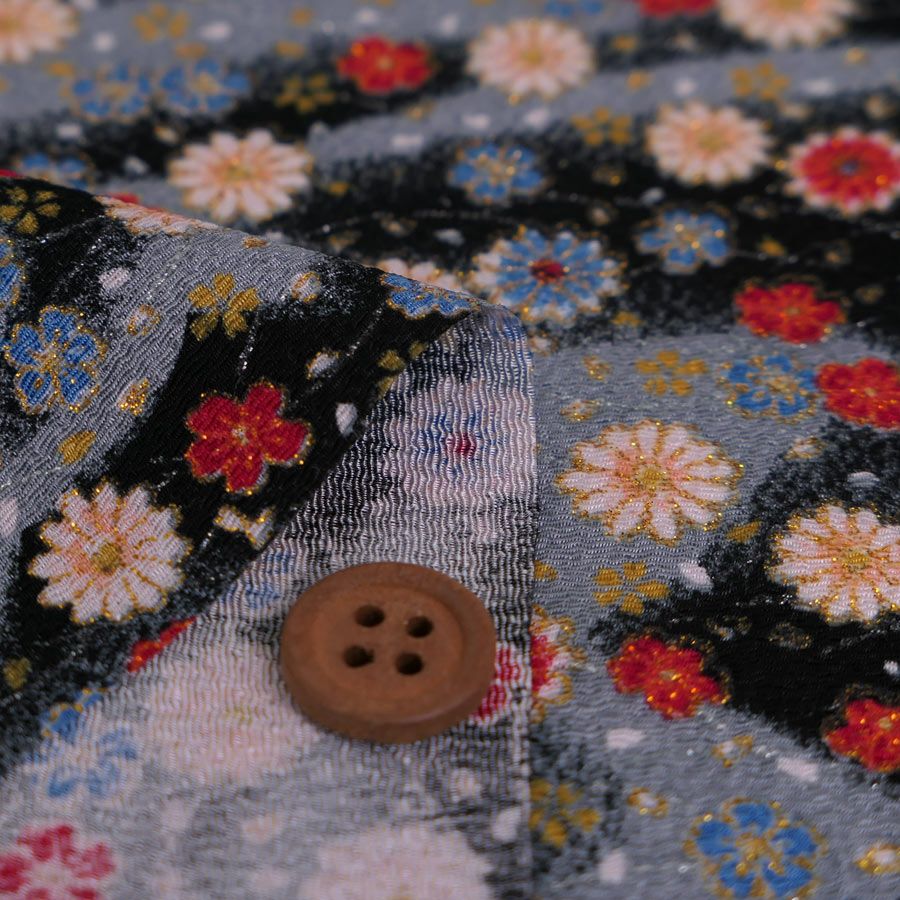 ちりめん生地 露芝に小菊(黒) 10cm単位 切り売り ちりめん手芸生地 レーヨンチリメン 手芸用 ブラックグレー 花柄