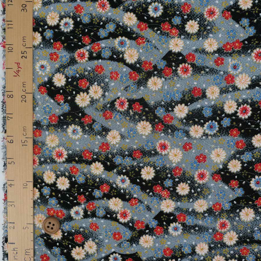 ちりめん生地 露芝に小菊(黒) 10cm単位 切り売り ちりめん手芸生地 レーヨンチリメン 手芸用 ブラックグレー 花柄