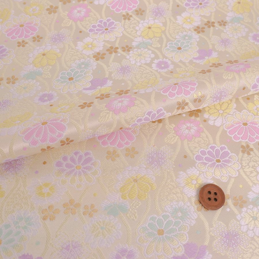 金襴生地(金らん) たてわくに菊桜(イエロー)