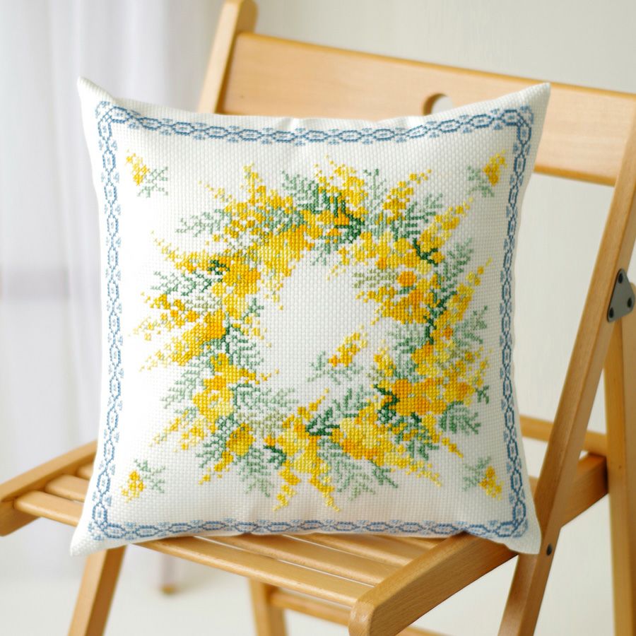 クロスステッチキット クッション ミモザのリース・オノエメグミ ミモザコレクション