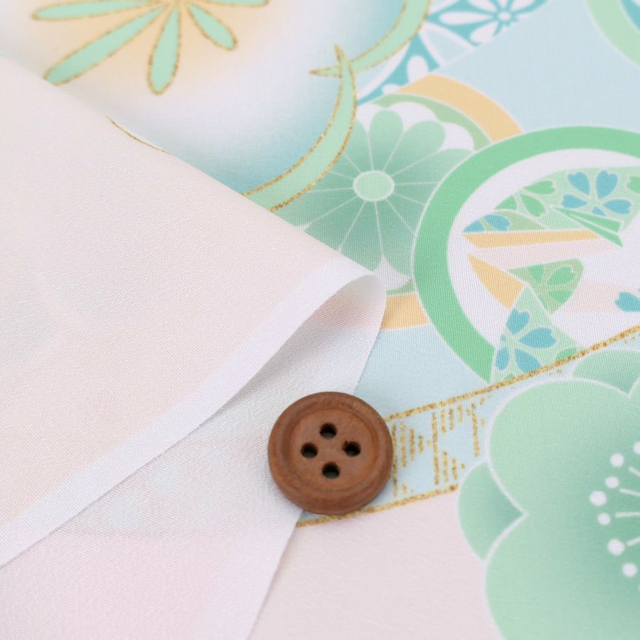 着物用洗える生地 梅花に手まりと糸巻き(淡緑) 1反売り(約12m)