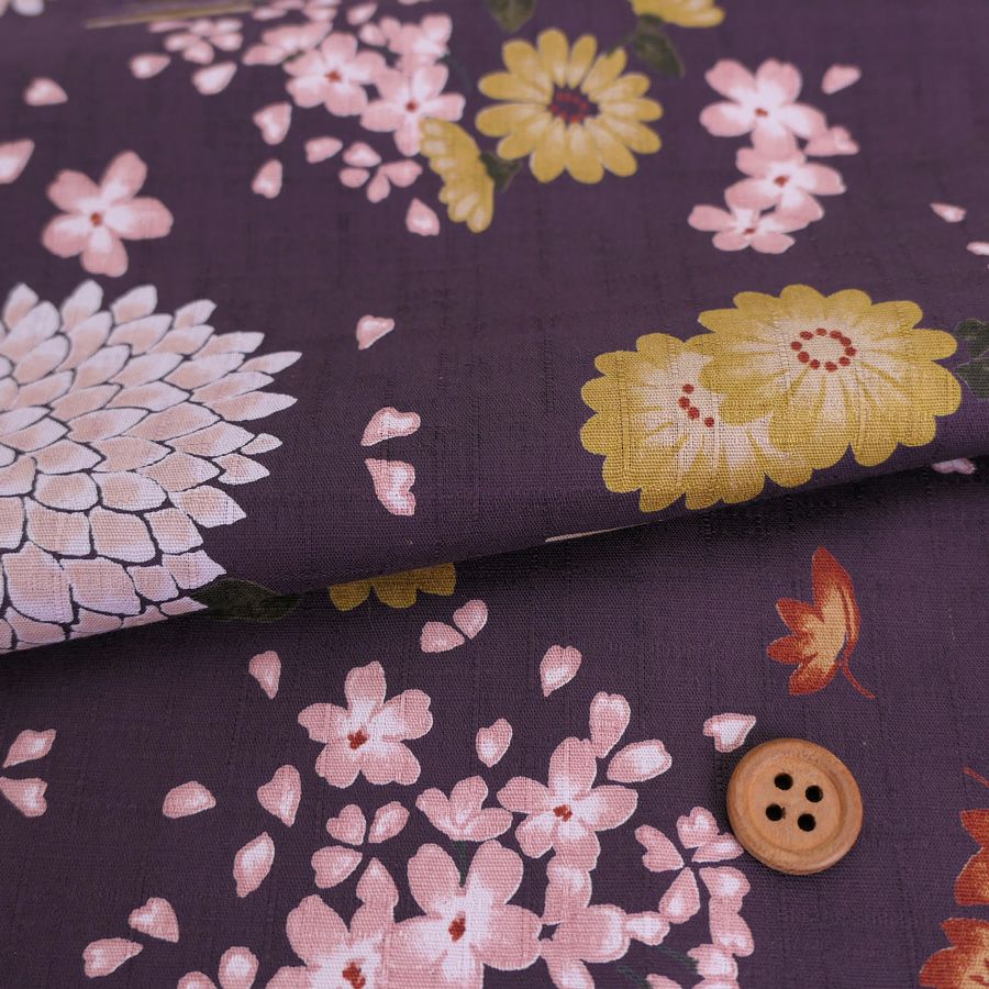 和柄コットン生地 花綴り(深紫) 10cm単位 切り売り