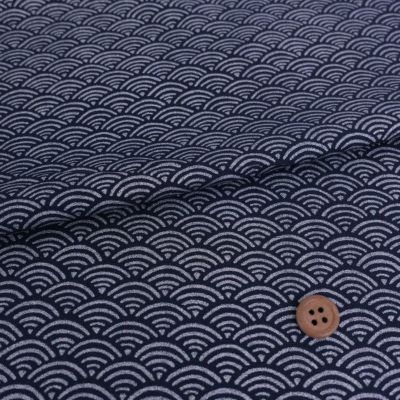 和柄コットン生地 煌めく青海波(銀/濃紺) 10cm単位 切り売り
