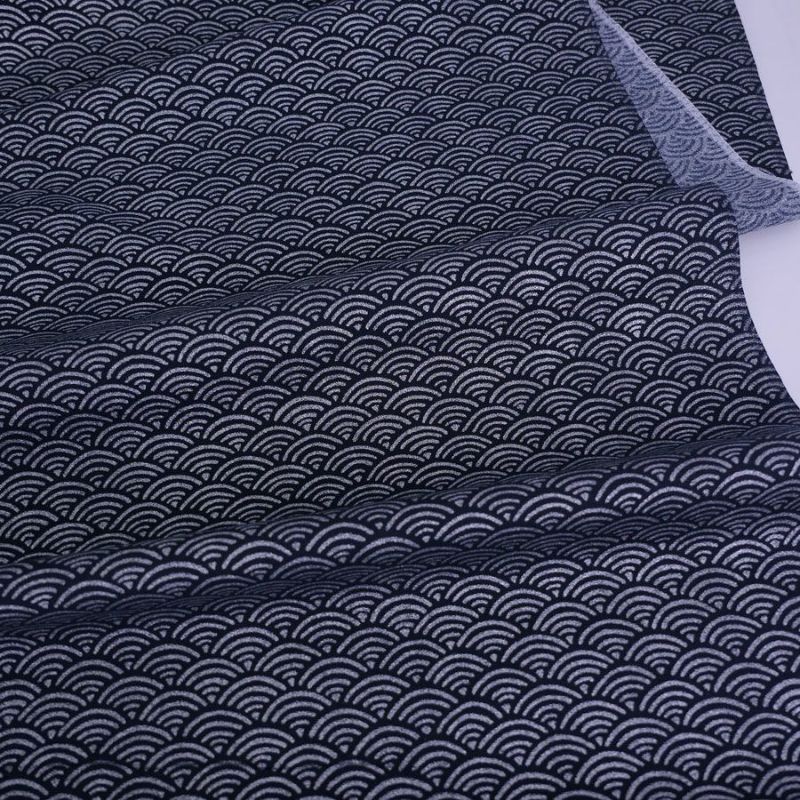 和柄コットン生地 煌めく青海波(銀/濃紺) 10cm単位 切り売り