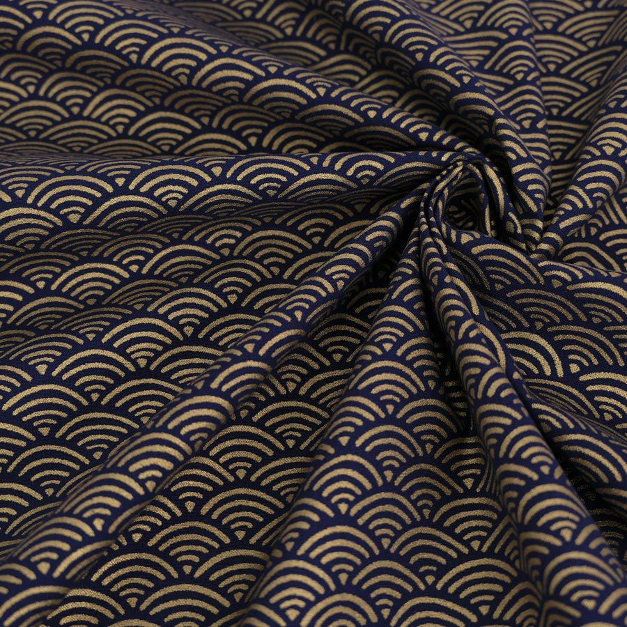  和柄コットン生地 煌めく青海波(金/濃紺) 10cm単位 切り売り