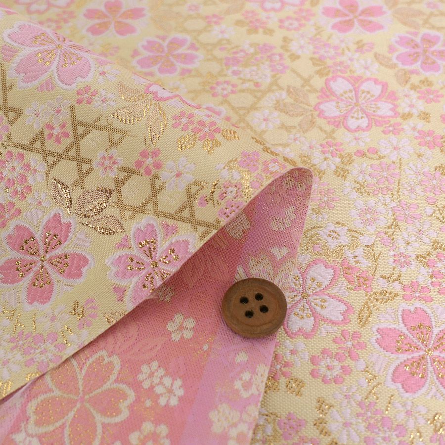 金襴生地(金らん) 金のかごめに桜づくし(クリームイエロー)