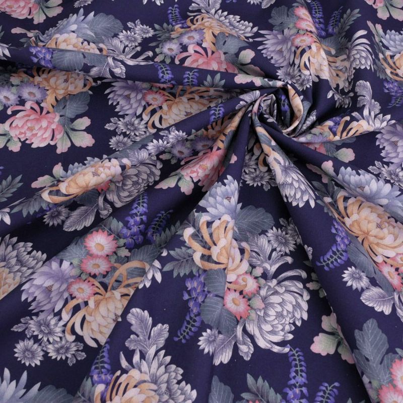 和柄コットン生地 大輪菊の花寄せ(紺) 10cm単位 切り売り