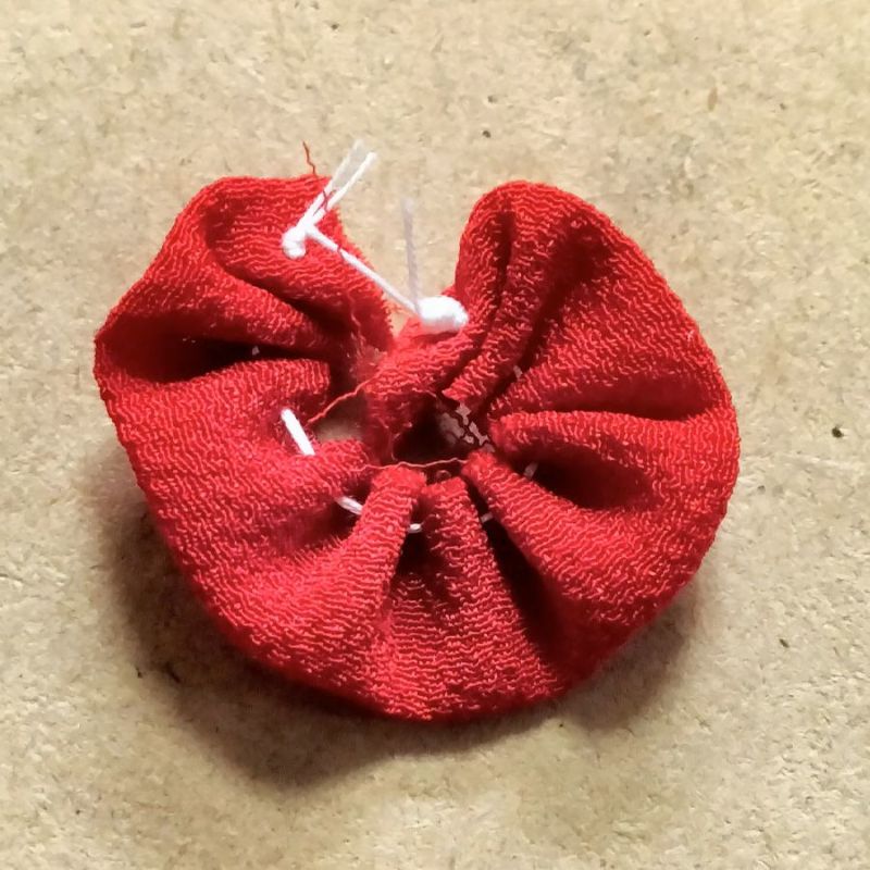 ちりめん手芸キット ほほえみ地蔵のチャーム・2個セット やさしい笑顔で見守ってくれる可愛いお地蔵さんをお守りに