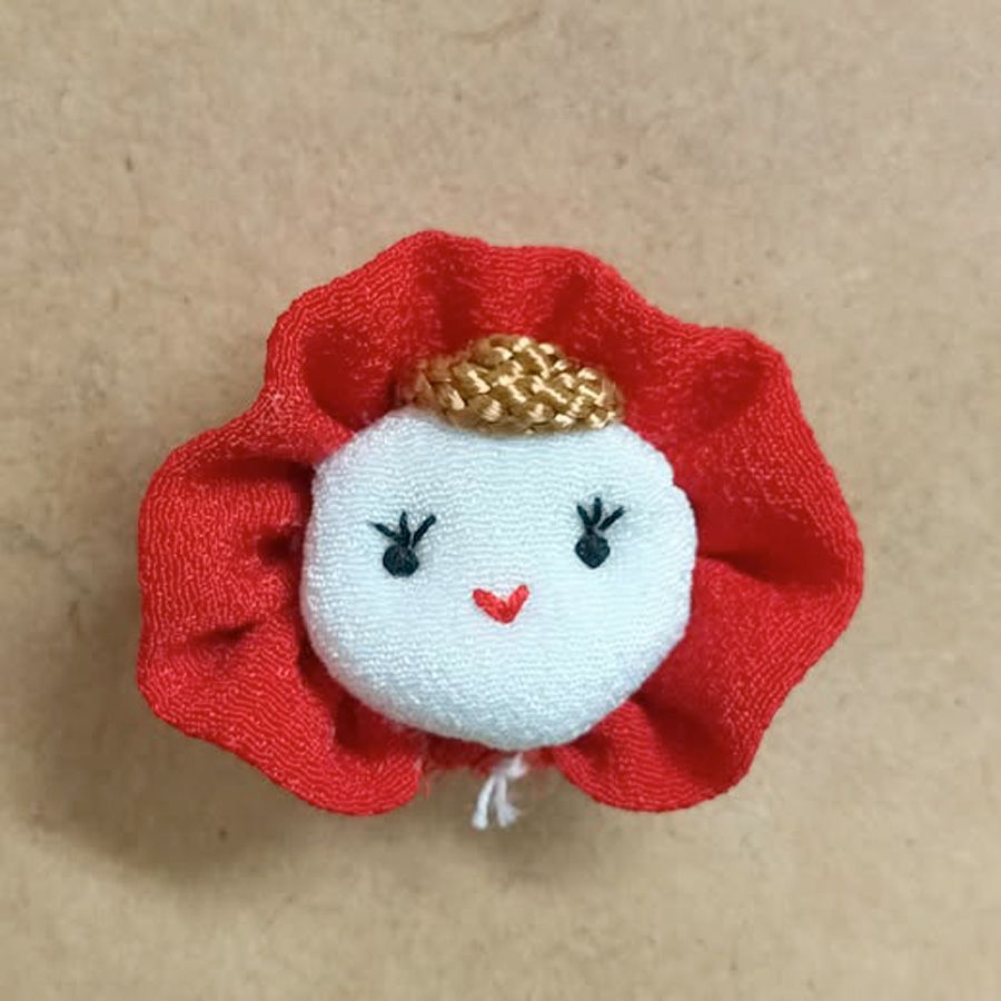 ちりめん手芸キット なかよしドールのチャーム・2個セット ちょっと懐かしい和のドールを手作り♪レトロな可愛さの縮緬細工