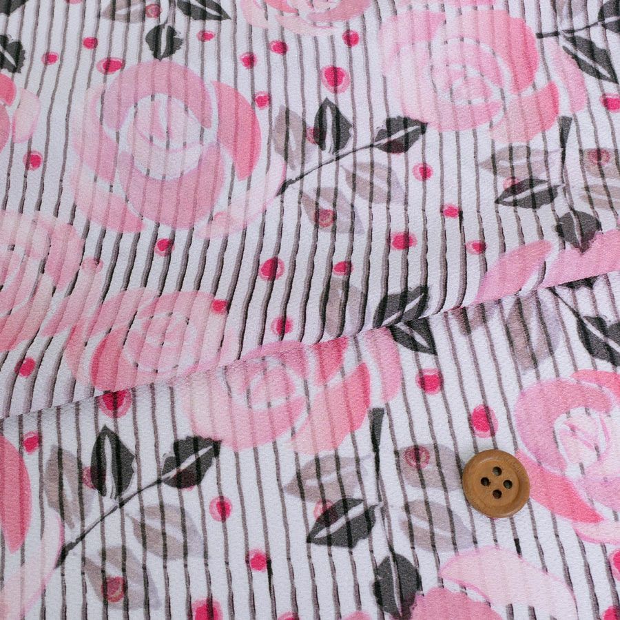 ポリちりめん生地 縞にばら(ピンク/グレイ) 10cm単位 切り売り ポリエステルちりめん ポリ縮緬 洋風 薔薇 バラ 縦縞ストライプ