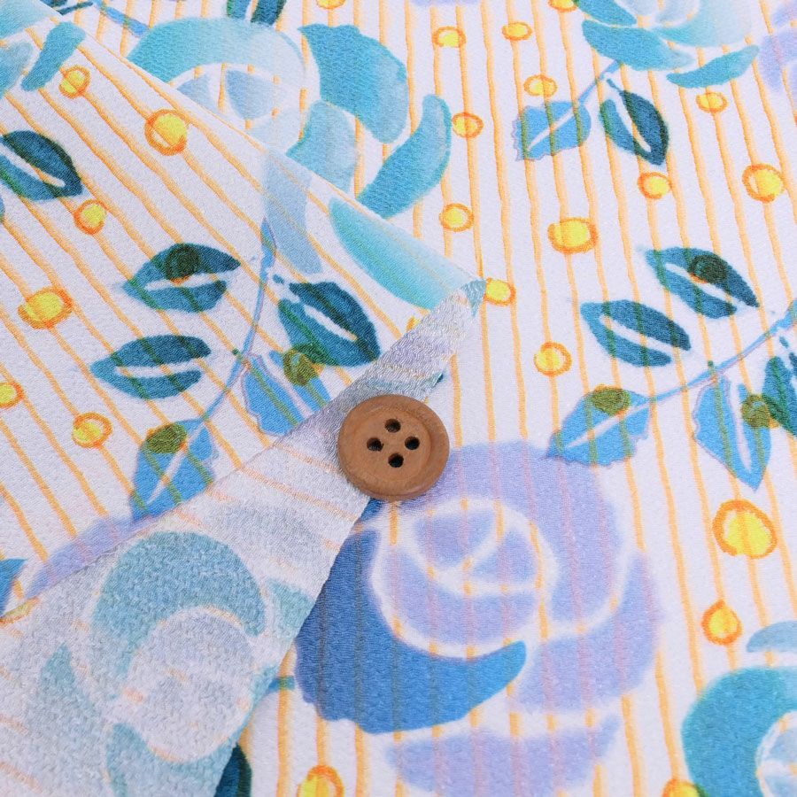 ポリちりめん生地 縞にばら(水色) 10cm単位 切り売り ポリエステルちりめん ポリ縮緬 洋風 薔薇 バラ 縦縞ストライプ