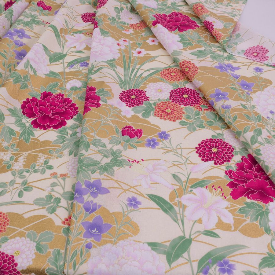 和柄コットン生地 琳派風の四季花(紅色) 10cm単位 切り売り 和風花柄生地 四季富花 和風内装クロスやパーティションに