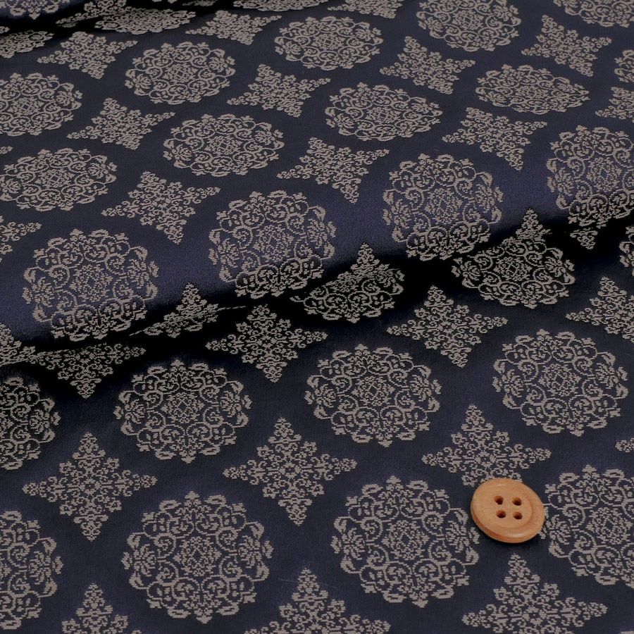 金襴生地(金らん) 稜華文(濃紺) 10cm単位 切り売り 正倉院文様 りょうかもんにしき 唐花文 上品なレース柄きんらん