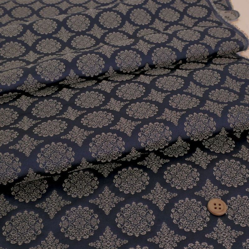 金襴生地(金らん) 稜華文(濃紺) 10cm単位 切り売り 正倉院文様 りょうかもんにしき 唐花文 上品なレース柄きんらん