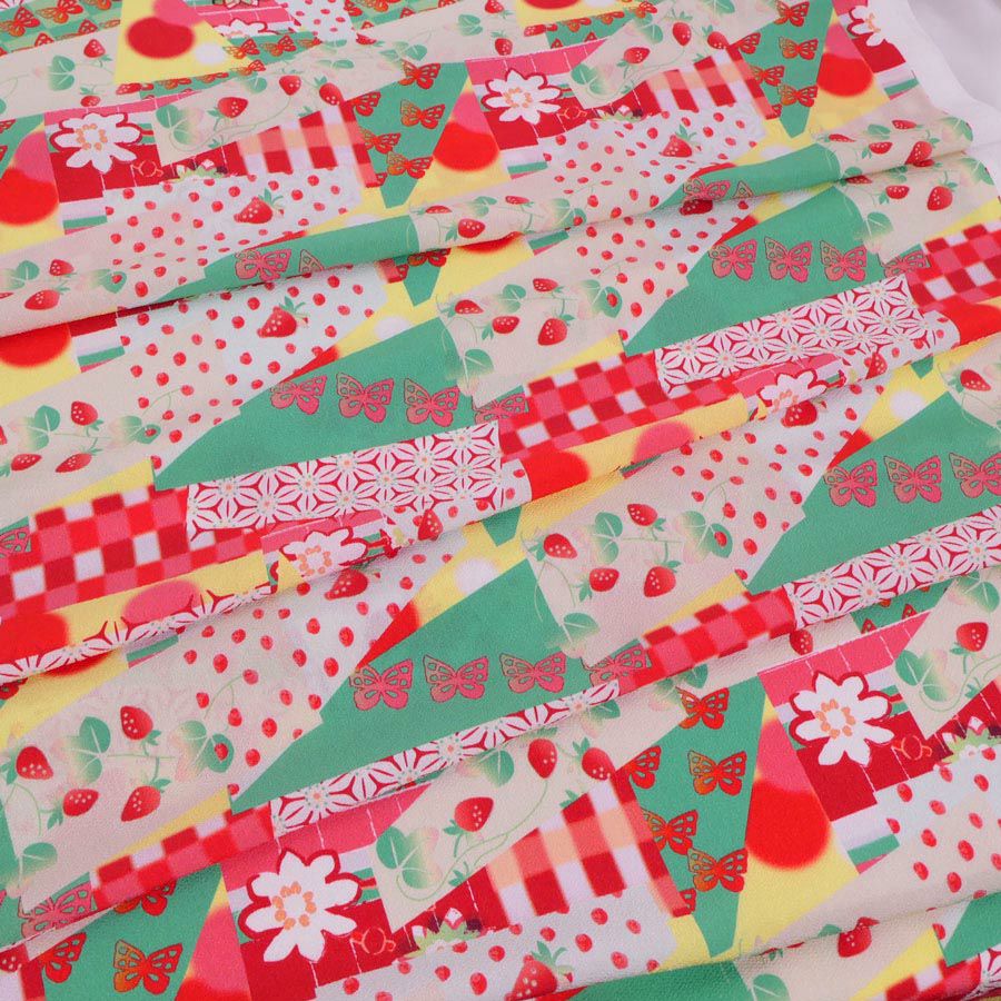 ポリちりめん生地 ガーデンパーティー(赤/緑) 10cm単位 切り売り ポリ縮緬 ポリエステルチリメン 和モダン エコバッグ ワンピース